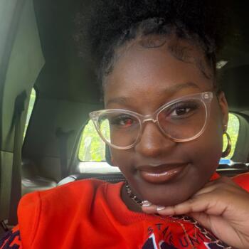 Babysitter in Baltimore: Naailah