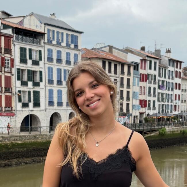 Niñera en Valladolid: Cristina