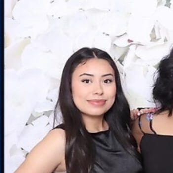 Babysitter Houston: Diana