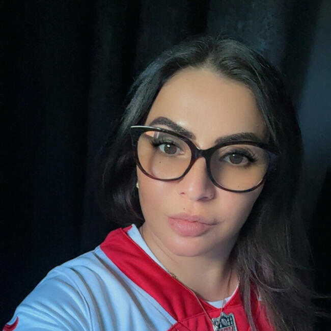 Babysitter in Santa Ana: Leticia