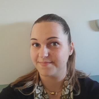 Babysitter in Montlivault: Elodie