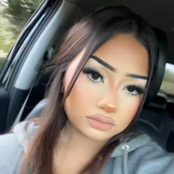 Babysitter in Leicester: Neha