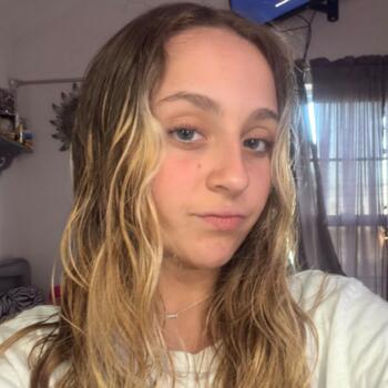 Babysitter in Vineland (New Jersey): Bella