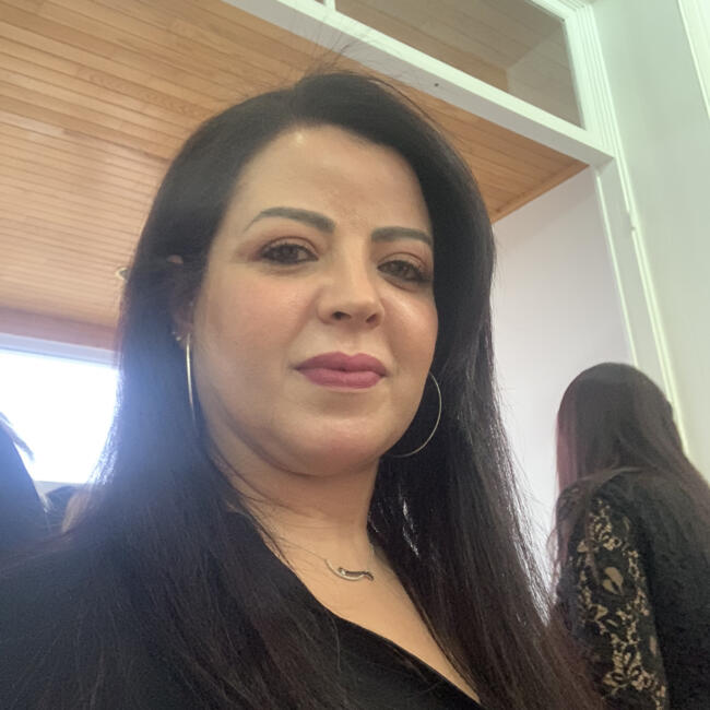 Babysitter in Brüssel: Rajaa