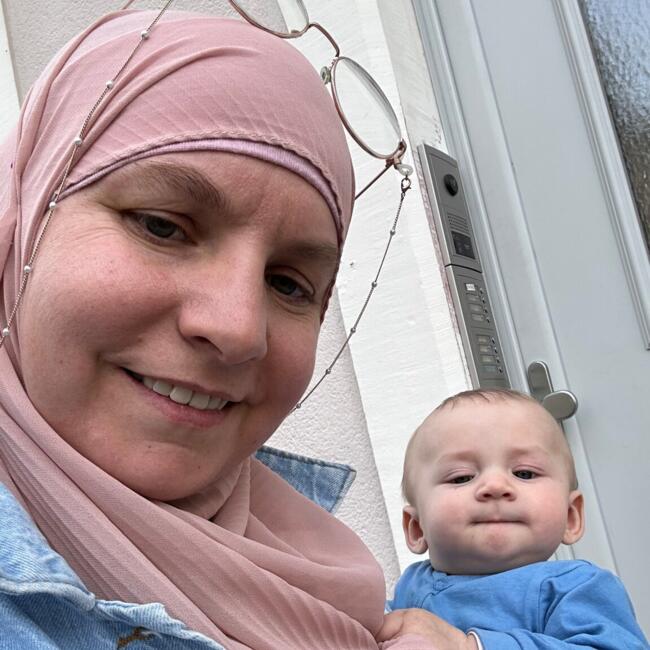 Babysitter a Zurigo: Fatbardhe