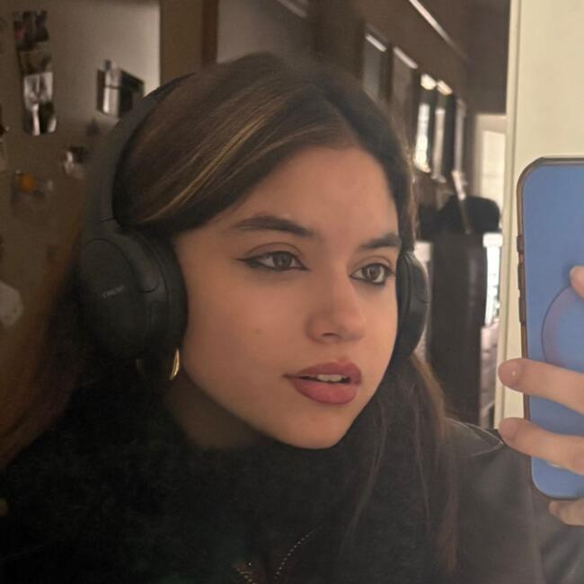 Babysitter in Saint-Maurice: Victoria