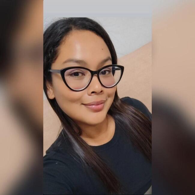 Canguro en Campo Real: Gisell Alexandra