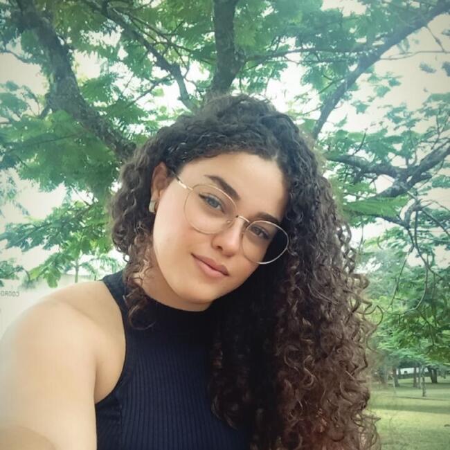 Babá em Juiz de Fora: Letícia