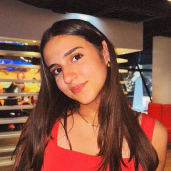 Babysitter em Algés: Leonor