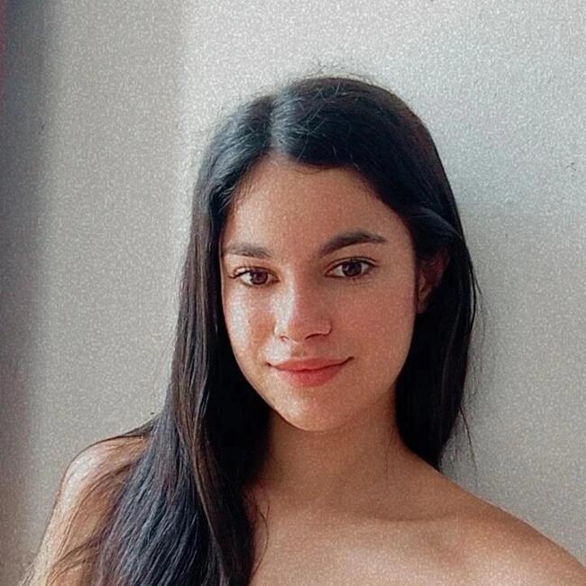 Babá em Novo Hamburgo: Larissa