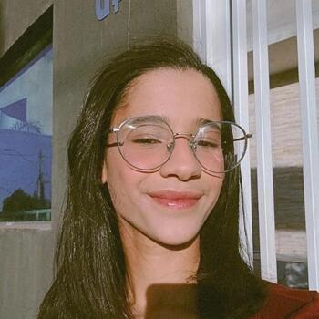 Babysitter in Brasília: Mariana Marques
