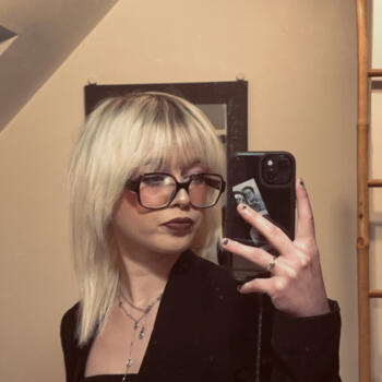 Babysitter in Saint-André-lez-Lille: Estelle