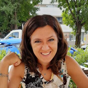 Lavoro per babysitter a Milano: lavoro per babysitter Azzurra