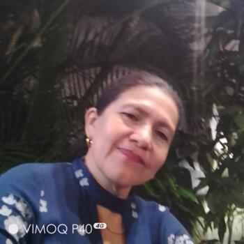 Babysitter in Manta: Elena