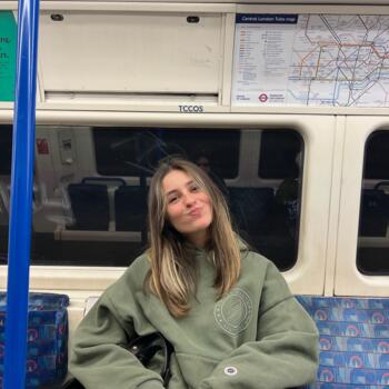 Babysitter in Neuilly-sur-Seine: Juliette