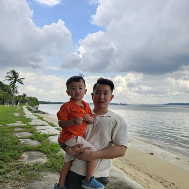 新加坡的临时保姆工作: Gary