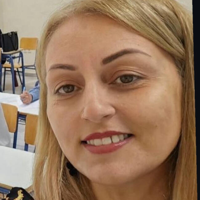 Babysitter στην περιοχή Αθήνα: Χρυσάνθεμη