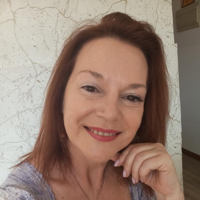 Babysitter in São João da Madeira: Cláudia