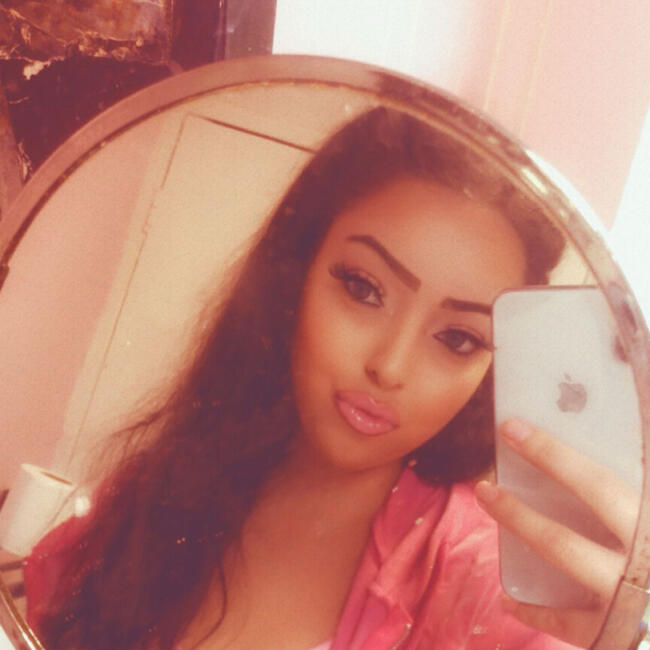 Babysitter in London: Samira