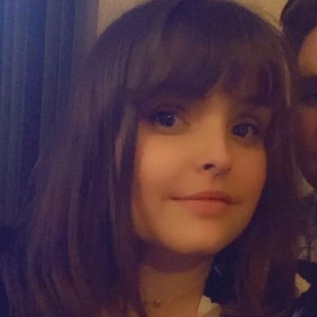 Babysitter em Charleroi: Luna