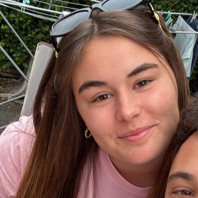 Babysitter in Dives-sur-Mer: Margo