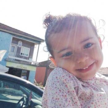 Trabalho de babysitting em Cascais: Trabalho de babysitting Diana