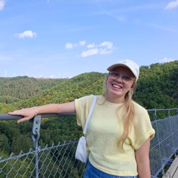 Babysitter in Moorslede: Kiara