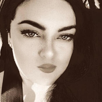 Babysitter Gold Coast: Tia