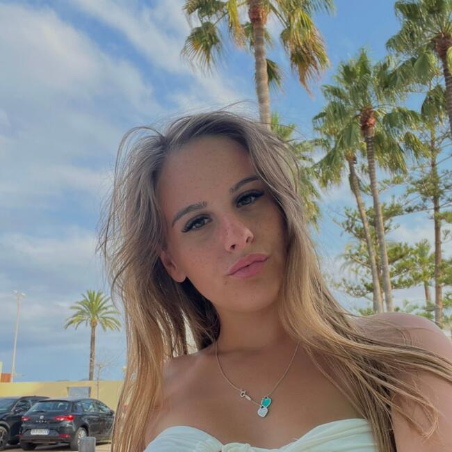 Babysitter in Brescia: Irene