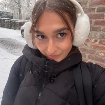 Babysitter in Schilde: Selenay