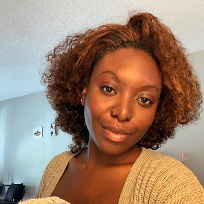 Babysitter in Winter Park: Karinda