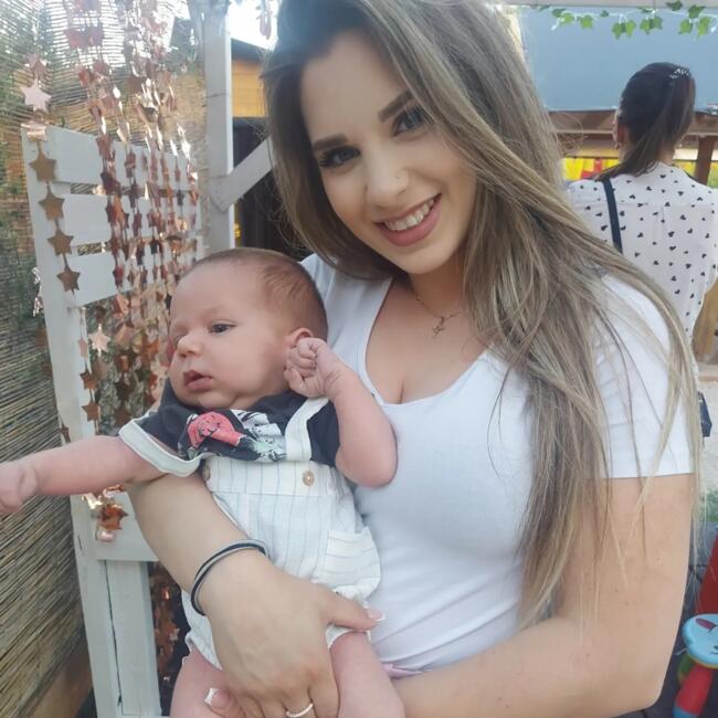 Babysitter in Oranmore: Paula