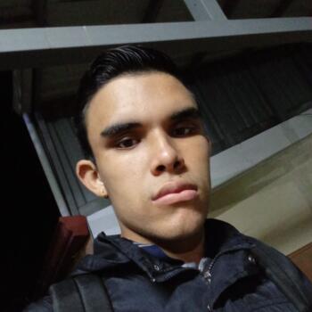 Babysitter in Naranjo: John