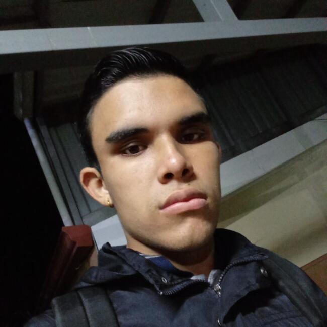 Babysitter in Naranjo: John