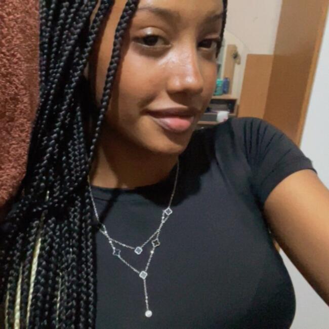 Babá em Indaiatuba: Livia
