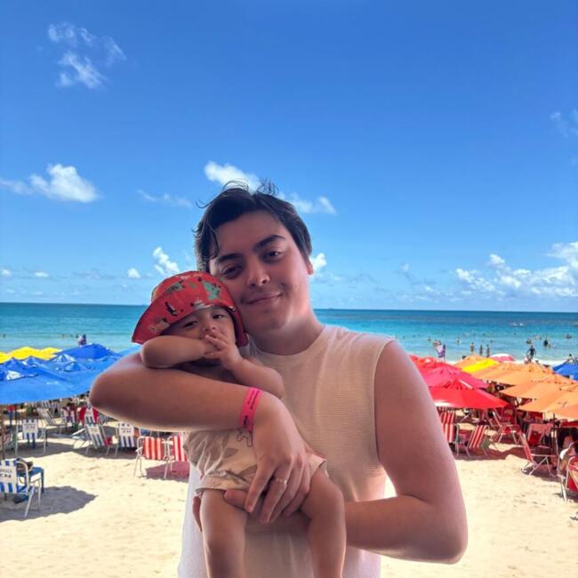 Babysitting job in Serrana: Pedro