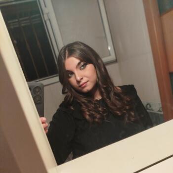 Babysitter a Afragola: Sara