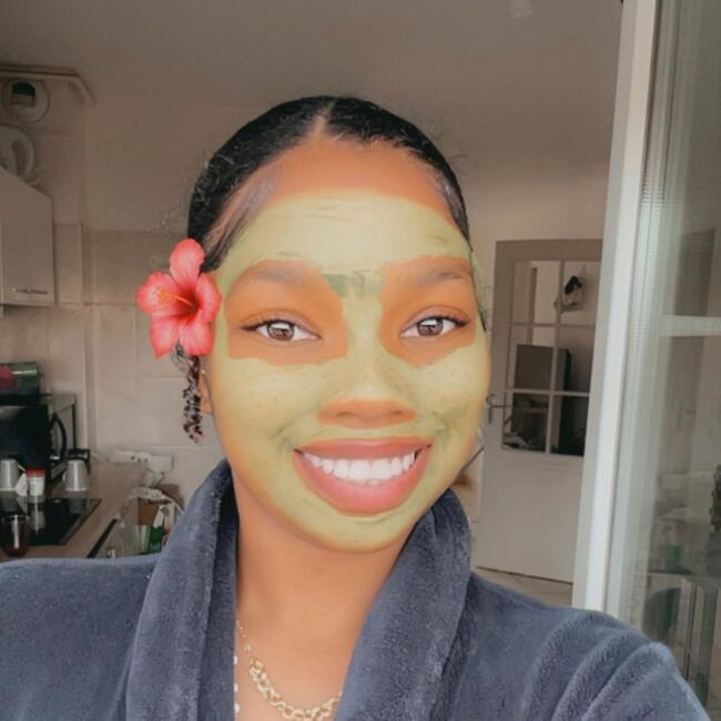 Babysitter in Troyes: Emilie