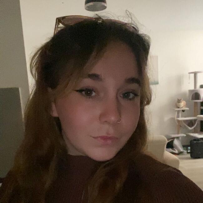 Babysitter in Le Mans: Amandine