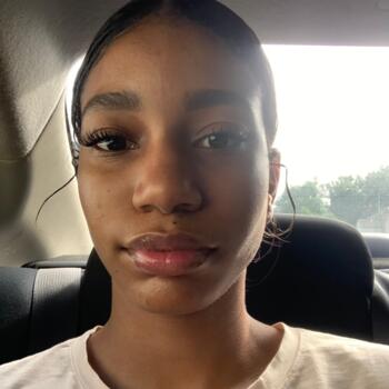 Niñera en Pantoja: Isabella