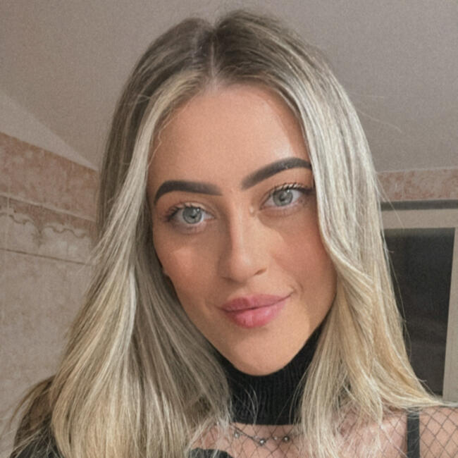 Babysitter in Siena: Noemy