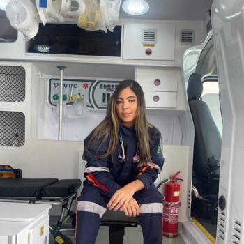 Babá Feira de Santana: Ananda