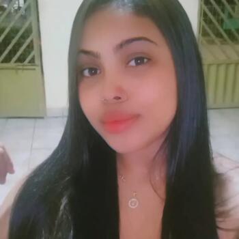 Babysitting job in Santarém: babysitting job Naira