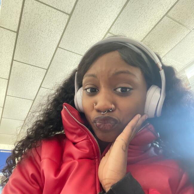 Babysitter in Clinton: Saki S