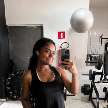 Babysitting job in Araruama: babysitting job Joyce