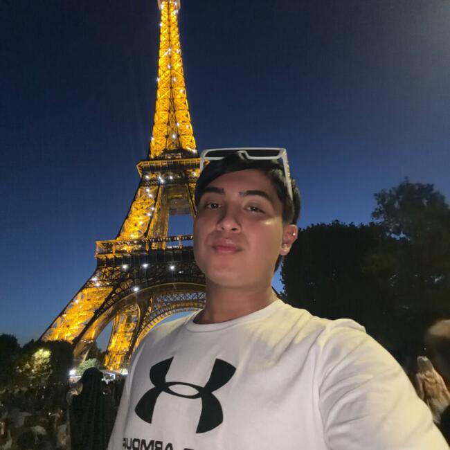 Babysitter in Asnières-sur-Seine: Yesid