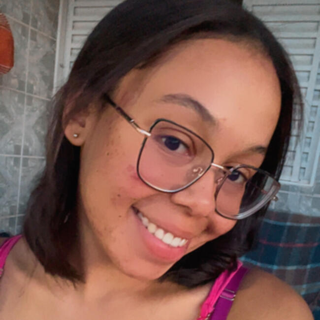 Babá em Patos de Minas: Tainá