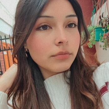 Babysitter in San Antonio: Nayaret