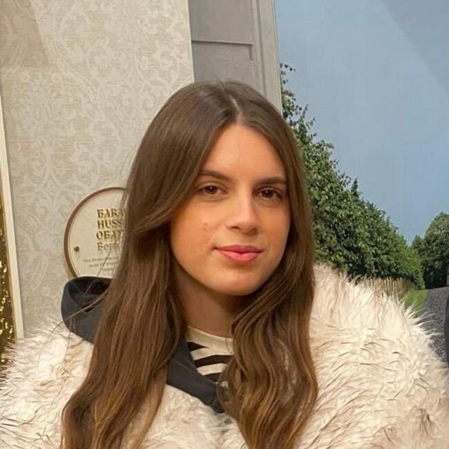 Babysitter in Boulogne-sur-Mer: Lola