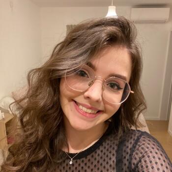 Baby-sitter in Mons: Chloé